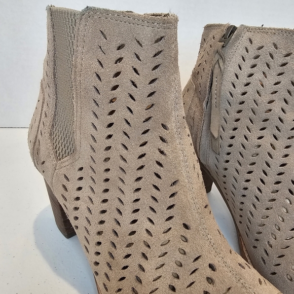 Toms Peep Toe Ankle Boots Women's Size 8 Taupe - Picture 10 of 14